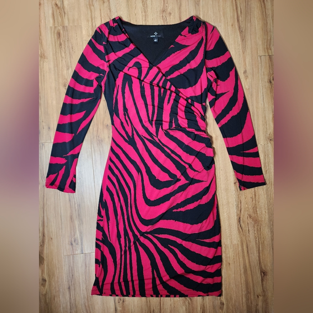 Ronni Nicole Red & Black Zebra Print Ruched Sheath Dress – Size 6